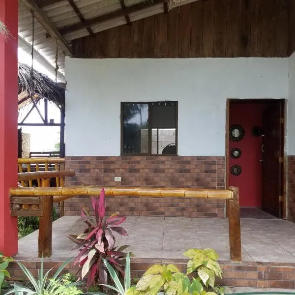 Hugo's Relax Home (Casa)，位于Monteverde的酒店