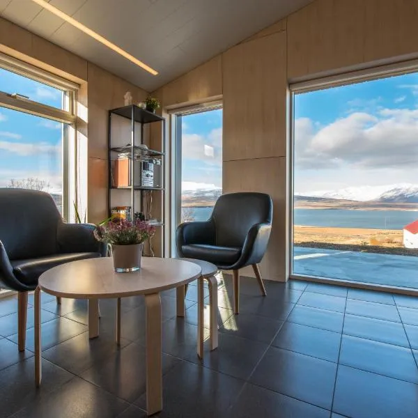 Apartment in the country, great view Apt. A，位于Draflastaðir的酒店