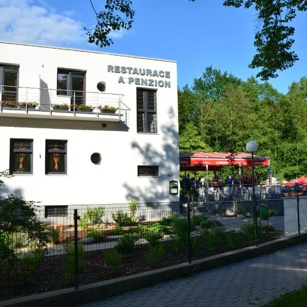 兹德恩纳布达餐厅和宾馆，位于Třebechovice pod Orebem的酒店
