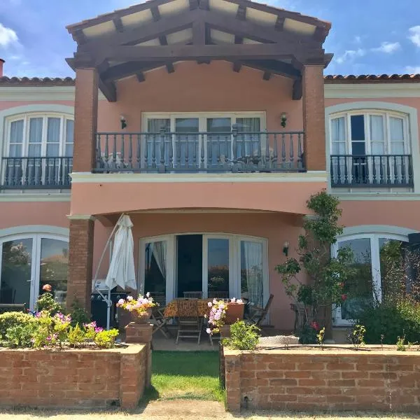 Depto Quintay, cómodo y a pasos de la playa，位于奎因塔伊的酒店