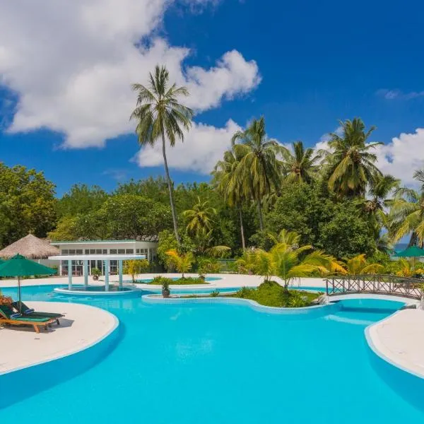 赤道度假村酒店，位于阿杜环礁的酒店