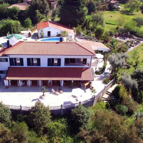 Quinta da Granja Gardener's cottage，位于科英布拉的酒店