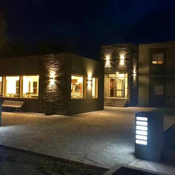 Hotel Pergamino，位于巴内亚里奥雷塔的酒店