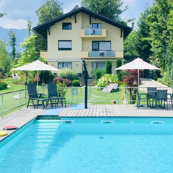 Haus am Wald，位于法克湖的酒店