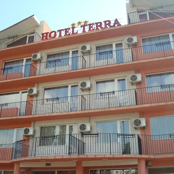 特拉酒店，位于阿吉贾乡的酒店