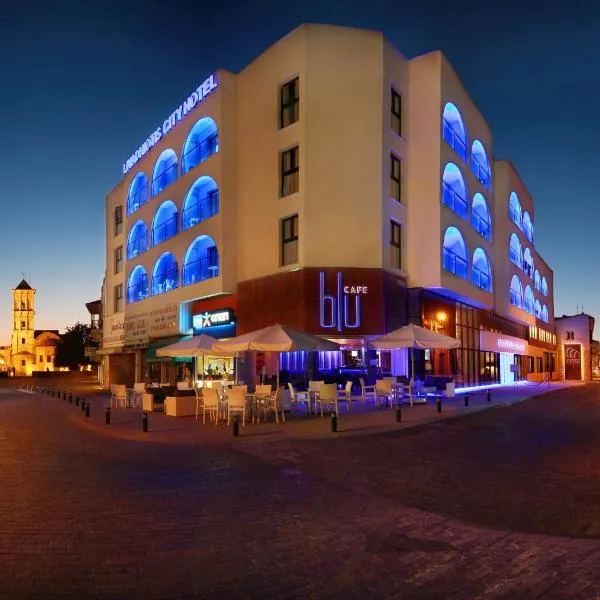 里瓦西奥迪斯城市酒店，位于拉纳卡的酒店