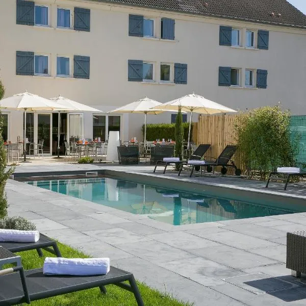 凡尔赛心愿贝斯特韦斯特酒店，位于Le Mesnil-Saint-Denis的酒店