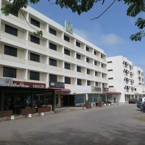 Sea View Resort Hotel & Apartments，位于Kuala Belait的酒店