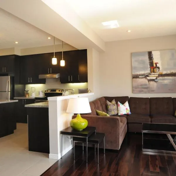 Boardwalk Homes - Vacation Homes & Executive Suites，位于基奇纳的酒店