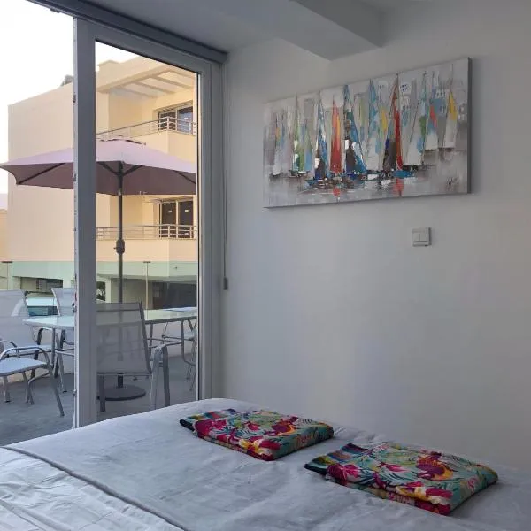 Ayia Napa GO SEA apt.，位于阿依纳帕的酒店