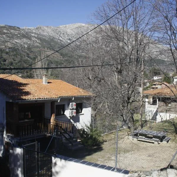 Casa Rural Las Pegueras，位于Villarejo del Valle的酒店