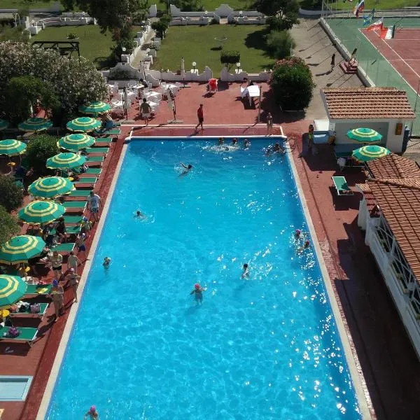 International Resort，位于Falciano del Massico的酒店