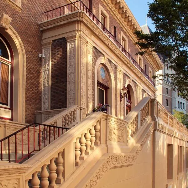 不列颠哥伦比亚省的联盟俱乐部酒店，位于维多利亚的酒店