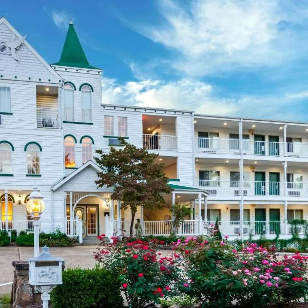 Quality Inn Eureka Springs South，位于Berryville的酒店