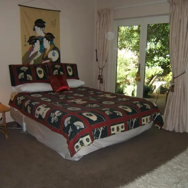 The Beach House Bed and Breakfast，位于Maungatapu的酒店