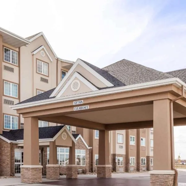 Microtel Inn & Suites by Wyndham West Fargo Near Medical Center，位于West Fargo的酒店