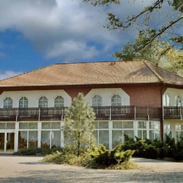 Parkstadthotel Bad Muskau，位于Kromlau的酒店