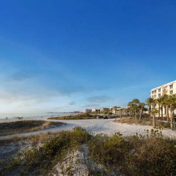 The Residences on Siesta Key Beach by Hyatt Vacation Club，位于萨拉索塔的酒店