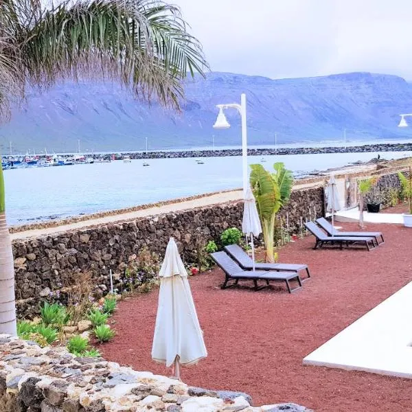 La Graciosa Magnolia Evita Beach, Frente Mar，位于塞博河畔卡莱塔的酒店