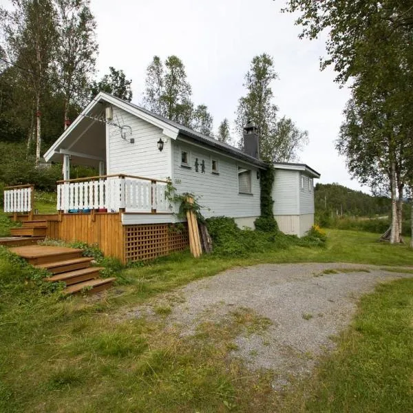 Midt Troms Perle，位于Høibo的酒店