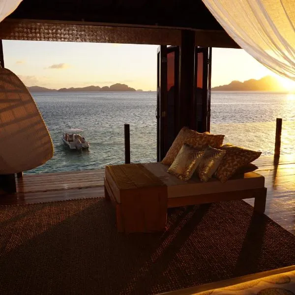 维拉戈度假酒店，位于爱妮岛的酒店