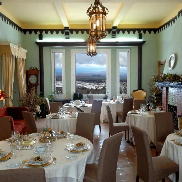 多拉塔别墅酒店，位于Villa Milia的酒店