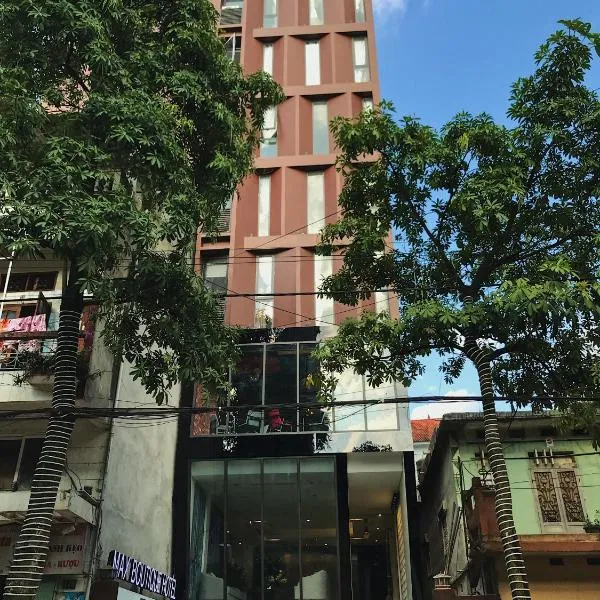 Max Boutique Hotel，位于Hoàng Ngà的酒店