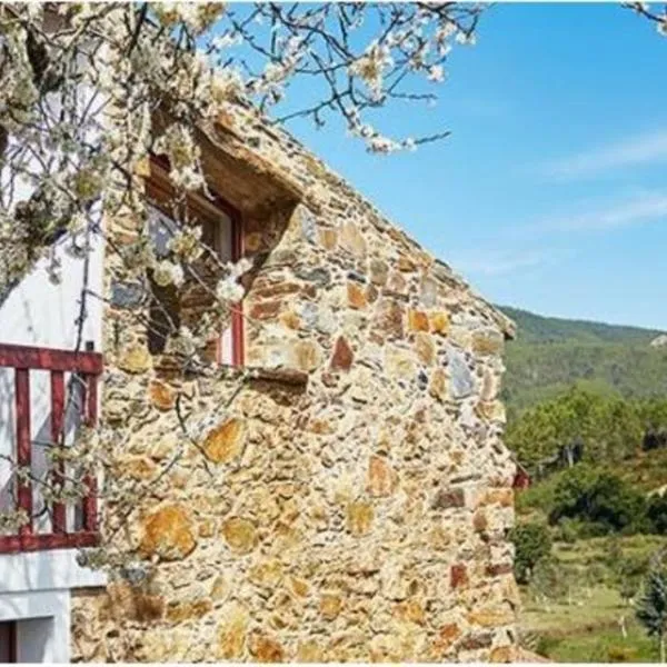 Casas da Encosta，位于新普罗恩萨的酒店