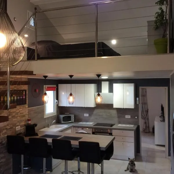 Appartement de vacances au 1er étage 45m2，位于昂蒂布的酒店