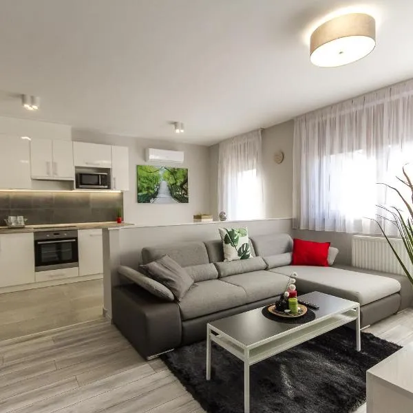 Grey Suites Pécs，位于佩奇的酒店