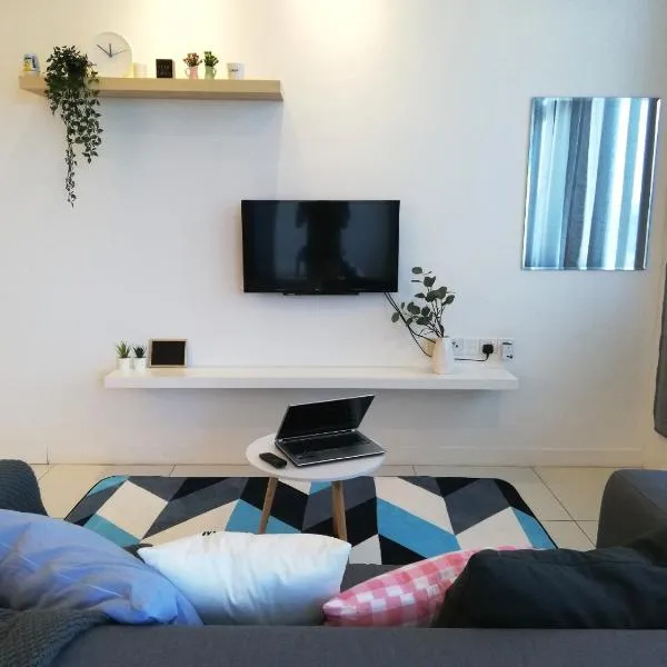 Puchong Skypod Residence, 1-4pax unit, Walking Distance to IOI Mall, 10min Drive to Sunway，位于普崇的酒店