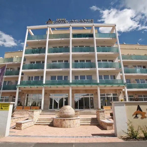 Hotel Atlantis Medical, Wellness & Conference，位于豪伊杜索博斯洛的酒店
