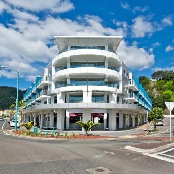 Quayside Luxury Apartments，位于Waiotahi的酒店