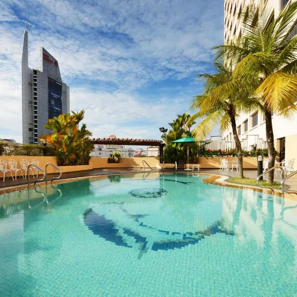乔治敦槟城双威酒店，位于Kampung Sungai Nibung Besar的酒店