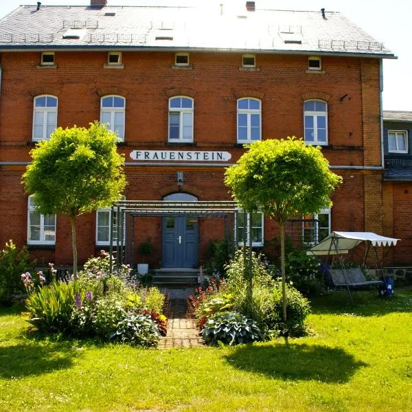 Bahnhof Frauenstein SCHLOSSBLICK，位于弗劳恩施泰因山的酒店