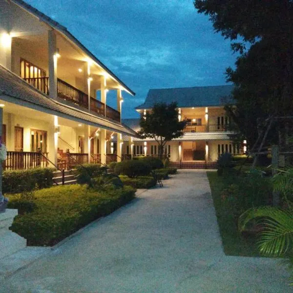 素可泰香气度假酒店，位于芒考的酒店