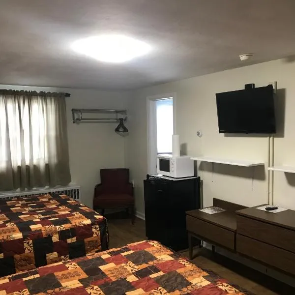 Evergreen Motel，位于Pulaski的酒店