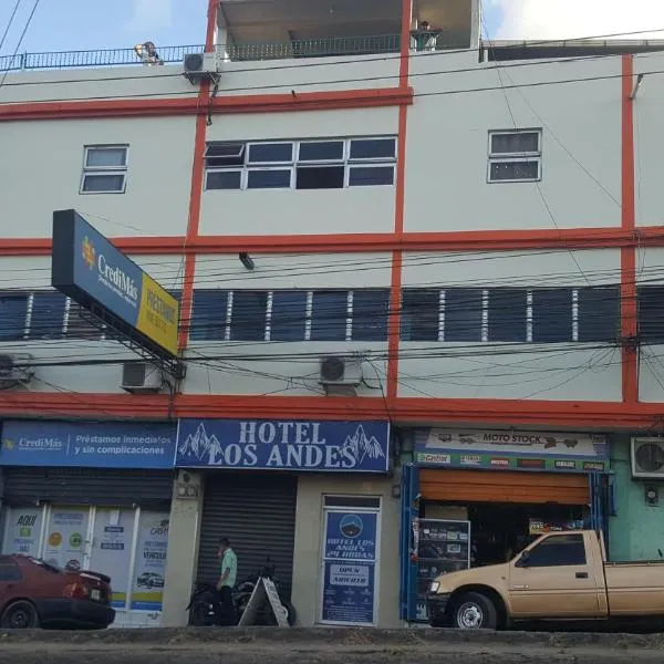 Hotel Los Andes Tegucigalpa，位于Santa Ana的酒店