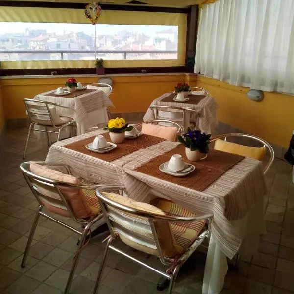 库佩拉住宿加早餐旅馆，位于蒙泰罗通多的酒店