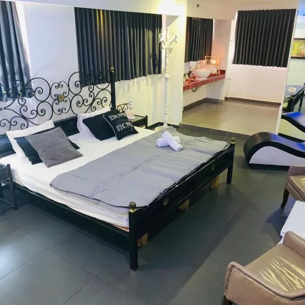 Spat Rooms VIP，位于佩塔提克瓦的酒店