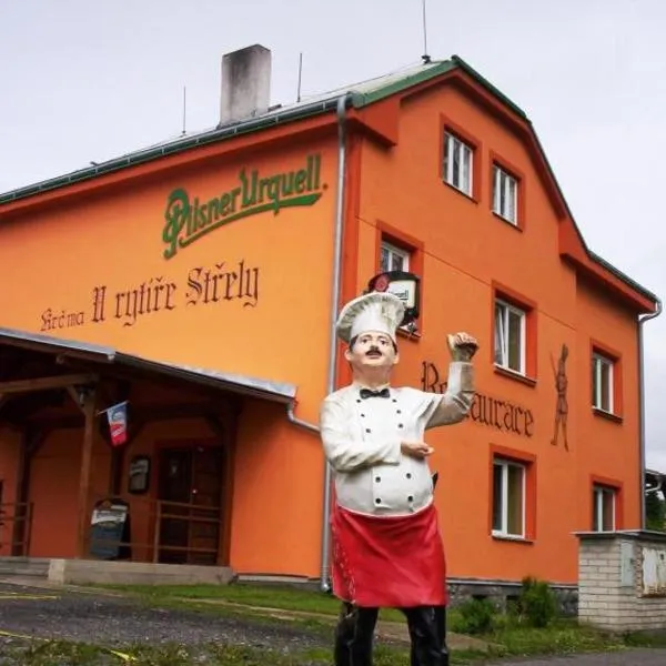 Penzion Střela Krucemburk，位于Křížová的酒店