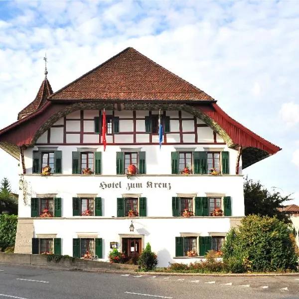 Hotel zum Kreuz，位于苏尔的酒店