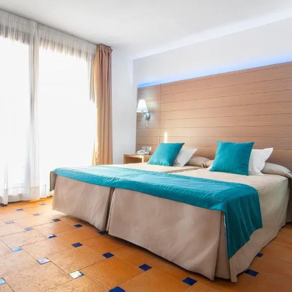 卡索尔拉山脉酒店，位于Peal de Becerro的酒店