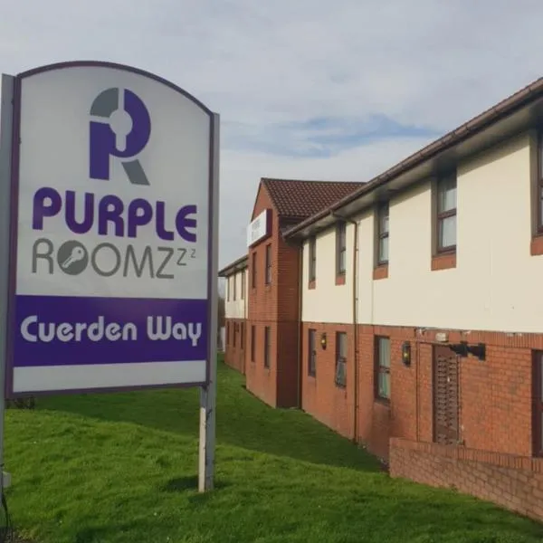 Purple Roomz Preston South，位于Withnell的酒店