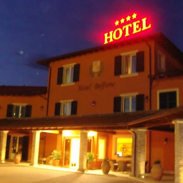 贝勒佛瑞特酒店，位于Tagliolo Monferrato的酒店