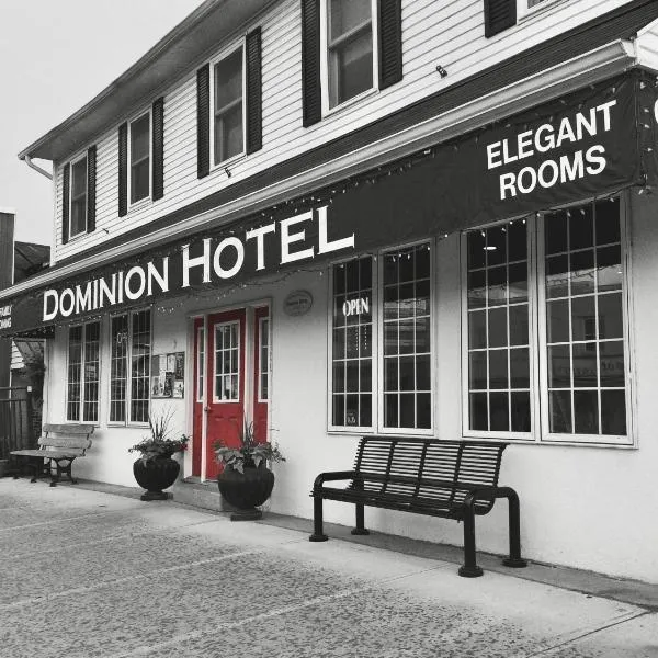 多明尼恩酒店，位于Algonquin Highlands的酒店