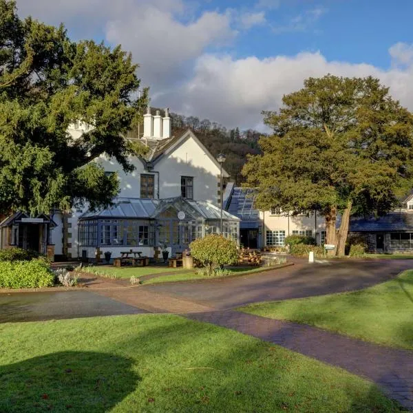 Wild Pheasant Hotel & Spa，位于Glyn-Ceiriog的酒店