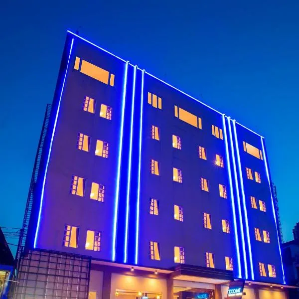 Zoom Hotel Mulawarman，位于沙马林达的酒店
