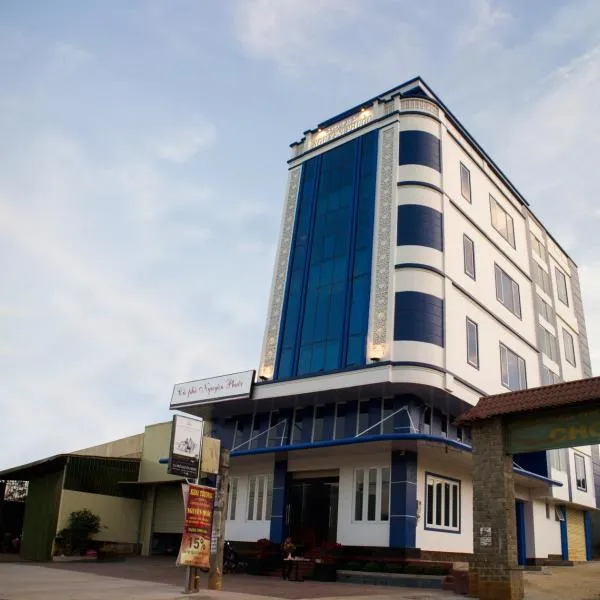 Hotel Nguyên Phước，位于Lệ Trung的酒店