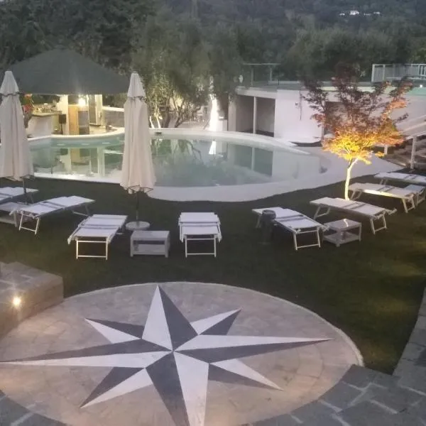 Country house "L'isola che non c'è"，位于安科纳的酒店